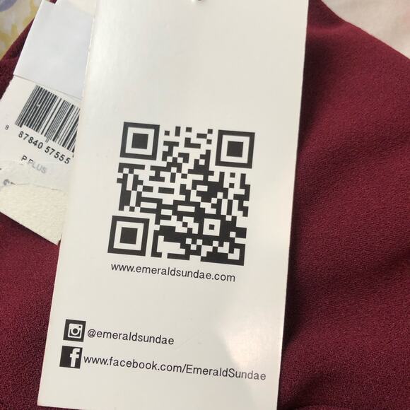 Emerald Sundae‎ Womens Dress Size 16 Burgundy Ruched Side Slit Party Cocktail - Picture 10 of 12